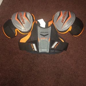 Boys Ice Hockey Shoulder Pads